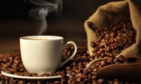 Tiêu dùng xanh ngày 3/11: Giá cà phê trong nước quay đầu giảm 300 đồng/kg