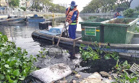 TP.HCM vận động người dân không xả rác ra đường, tích cực bảo vệ môi trường