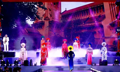 Khai mạc Lễ hội Áo dài Du lịch Hà Nội 2022