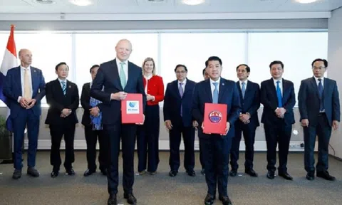 Tập đoàn Hoàng gia Hà Lan bắt tay Tập đoàn Hùng Nhơn xây siêu dự án nông nghiệp công nghệ cao