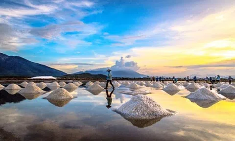 Quảng Ngãi: Sa Huỳnh thiên đường ở vùng đất đầy nắng và gió