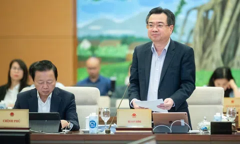 Bán bất động sản qua sàn làm tăng chi phí, tiềm ẩn nguy cơ độc quyền?