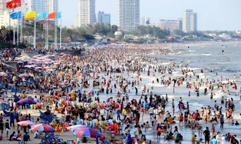 Tổng thu du lịch 5 ngày nghỉ lễ ước đạt 24.000 tỷ đồng