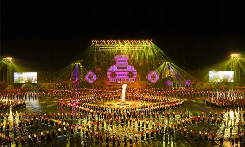 "Lễ hội Văn hoá và Du lịch Mường Lò 2022" được vinh danh cúp Vàng giải thưởng Event Marketing Awards 2023