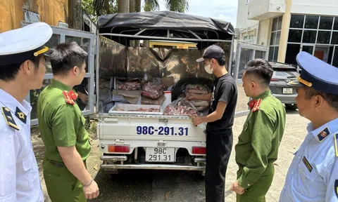 Bắc Giang: Phát hiện gần 1 tấn thực phẩm bẩn chuẩn bị đưa vào bếp ăn khu công nghiệp