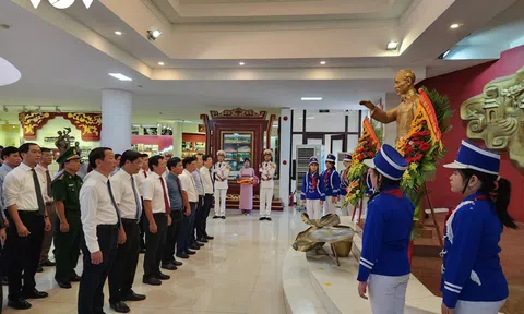 Thừa Thiên Huế: Triển lãm chuyên đề 'Nhật ký trong tù - Bảo vật Quốc gia'