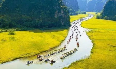 Ninh Bình khai mạc Tuần Du lịch năm 2023 với chủ đề "Sắc vàng Tam Cốc - Tràng An"