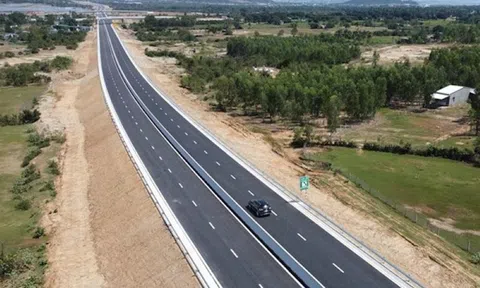 Đề xuất lắp camera giám sát tốc độ trên cao tốc Nha Trang - Cam Lâm