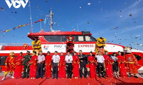 Phú Quốc Express đưa vào hoạt động tuyến tàu cao tốc chở khách ra đảo Lý Sơn