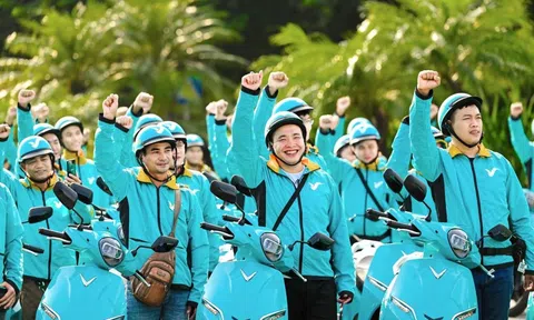 Dịch vụ gọi xe máy điện xanh SM Bike ra mắt tại Hà Nội