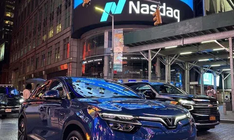 Cổ phiếu VinFast tăng chóng mặt ngay khi "chào" sàn Nasdaq
