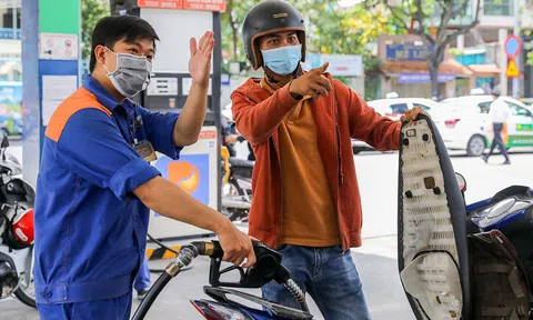 Giá xăng, dầu đồng loạt giảm mạnh