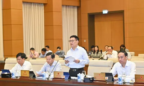 Giảm thuế bảo vệ môi trường với xăng, dầu về mức sàn