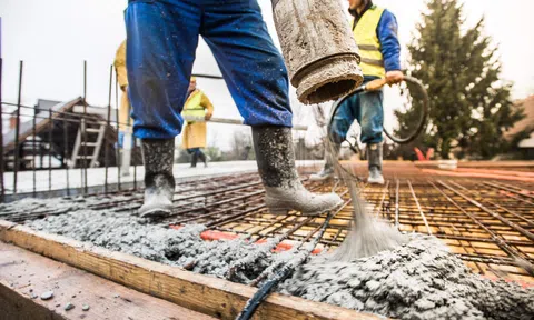 Xi măng tăng mạnh gây áp lực đè nặng ngành xây dựng