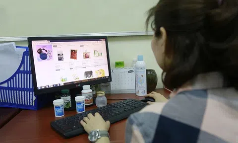 Cẩn trọng với việc mua thực phẩm chức năng online