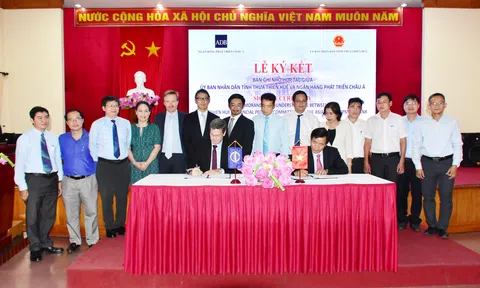 UBND tỉnh Thừa Thiên Huế và Ngân hàng Phát triển Châu Á ký kết hợp tác
