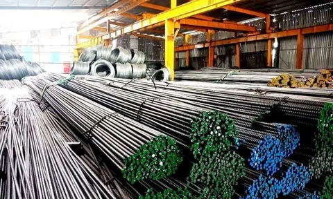 Vì sao giá thép lại tăng