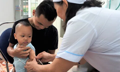 Hoàn thành tiêm vắc xin Covid-19 cho trẻ từ 5 - 12 tuổi trước tháng 9/2022