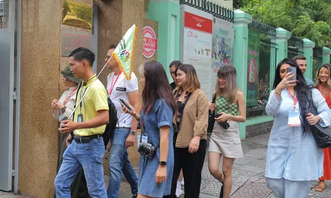 TP.HCM ra mắt tour đi bộ miễn phí: Khám phá văn hóa và lịch sử Sài Gòn