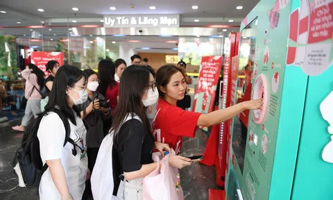 Sinh viên 5 trường đại học TP.HCM đồng hành trong hành trình giảm rác thải nhựa