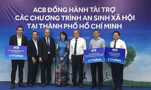 ACB trao tặng 10 tỷ đồng cho các chương trình an sinh xã hội tại TP.HCM