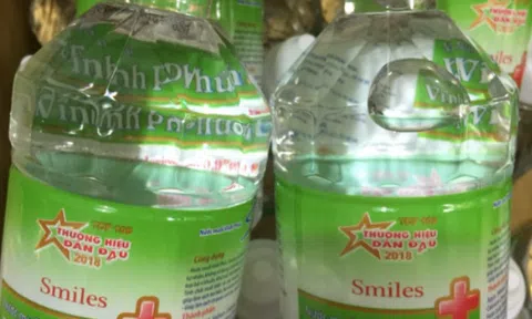 Trong vòng 3 tháng, nước muối Vĩnh Phúc 2 lần bị thu hồi do không đạt chất lượng