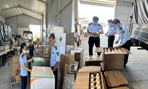 Đồng Tháp: Phát hiện cơ sở kinh doanh bán thuốc bảo vệ thực vật không có tên trong danh mục được phép sử dụng