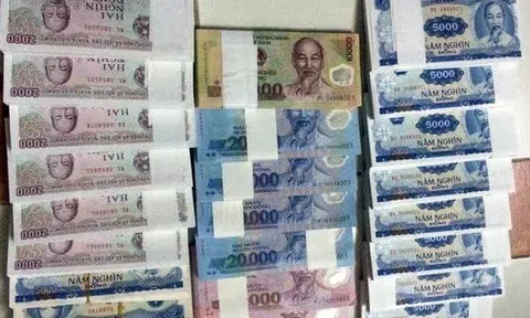 Thủ tướng yêu cầu xử lý nghiêm việc đổi tiền không đúng quy định dịp Tết Quý Mão 2023
