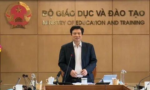 Kỷ luật Thứ trưởng Bộ Giáo dục và Đào tạo Nguyễn Hữu Độ
