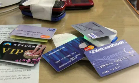 Vietcombank khuyến cáo khách hàng gặp rủi ro từ hành vi mua bán, cho thuê, mượn tài khoản