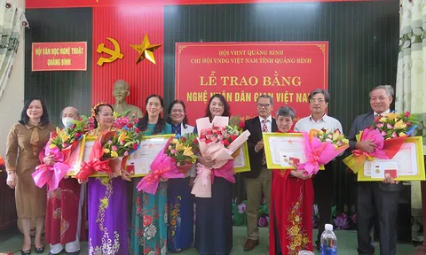 Quảng Bình: Trao bằng công nhận danh hiệu Nghệ nhân dân gian cho các cá nhân đạt thành tích xuất sắc