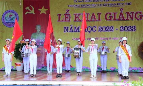 Hà Tĩnh: Hơn 350.000 giáo viên, học sinh náo nức bước vào năm học mới