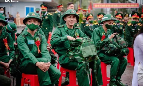 Hà Tĩnh: Gần 1.500 tân binh phấn khởi lên đường nhập ngũ