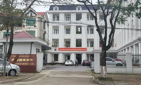 Hà Tĩnh: Khởi tố 3 bị can trong vụ thổi giá mua sắm thiết bị giáo dục