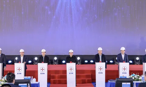 Thủ tướng Chính phủ Phạm Minh Chính dự Lễ khởi công dự án đường dây 500kV Lào Cai - Vĩnh Yên tại Vĩnh Phúc