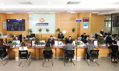 LienVietPostBank: Lãi “khủng” nhưng dòng tiền kinh doanh âm nặng và nỗi lo từ khoản nợ trái phiếu 21.500 tỷ đồng