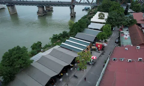 Hà Nội: Cần xử lý dứt điểm việc chợ ẩm thực Ngọc Lâm “băm nát” hành lang thoát lũ sông Hồng