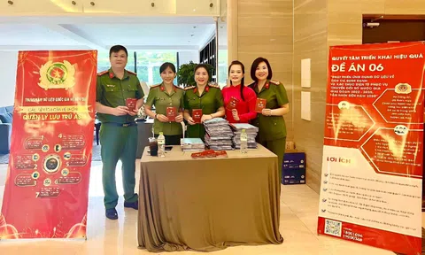 Hà Nội: Công an quận Tây Hồ quyết liệt triển khai ứng dụng phần mềm thông báo lưu trú 