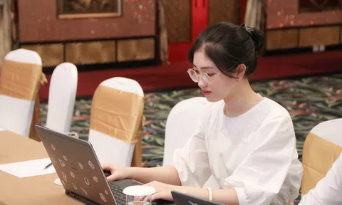 Tâm sự của những người trẻ cầm bút 