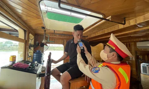 CATP. Hà Nội: Đội CSGT đường thủy số 1 bảo đảm tốt an toàn giao thông mùa mưa bão