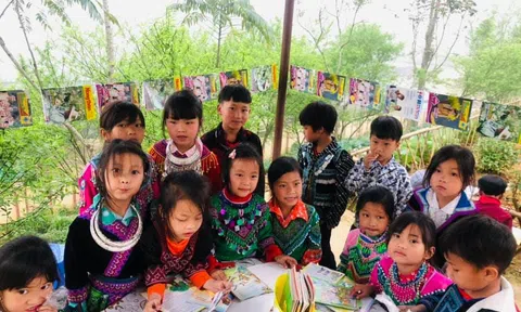 Hỗ trợ 120 xã vùng đồng bào dân tộc thiểu số và miền núi xây dựng tủ sách cộng đồng