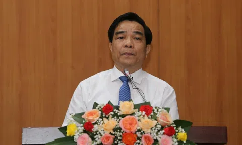 Tân Chủ tịch UBND tỉnh Quảng Nam: Giai đoạn khó khăn sẽ sớm đi qua