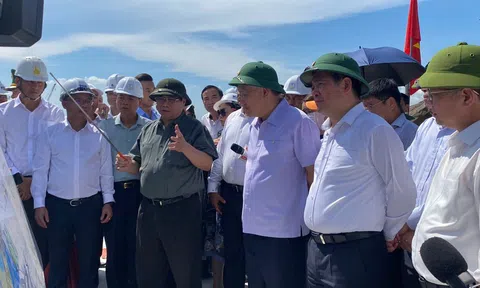 Thủ tướng Phạm Minh Chính yêu cầu đẩy nhanh tiến độ cao tốc Hòa Liên – Túy Loan