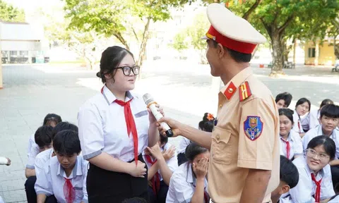 Quảng Ngãi: Công an huyện Mộ Đức mở đợt cao điểm bảo đảm trật tự an toàn giao thông cho học sinh toàn tỉnh