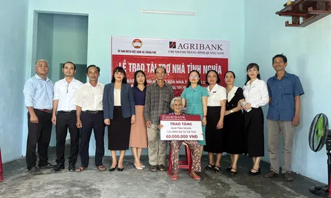 Agribank Thăng Bình Quảng Nam trao tặng nhà tình nghĩa cho hộ gia đình chính sách