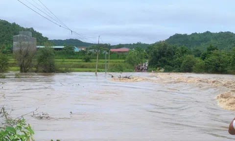 Gia Lai: Hơn 300 hộ dân thôn Mơ Nang 2 bị cô lập do mưa lớn
