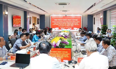 Nâng cao năng lực công chức các tỉnh miền Trung trong bối cảnh mới