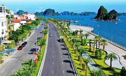 Quảng Ninh: Phấn đấu duy trì đà tăng trưởng kinh tế 2 con số năm 2022