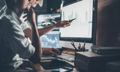 Hiện đại hệ thống công nghệ quản lý, giám sát thị trường chứng khoán