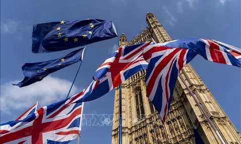 Đàm phán về thương mại hậu Brexit giữa Anh và EU vẫn còn "những khoảng cách lớn"
